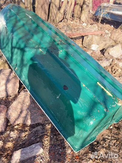 Лодка лилия