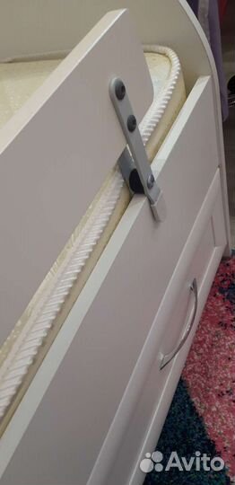 Бортик на детскую кроватку