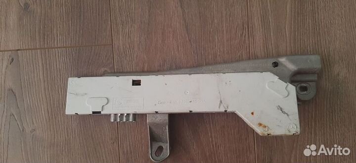 Усилитель антенны Mercedes E-Class W211