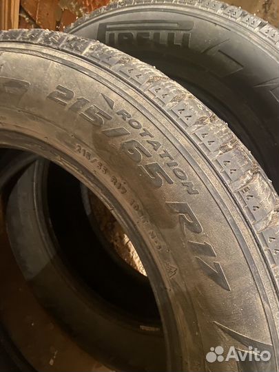 Pirelli Ice Zero 215/65 R17