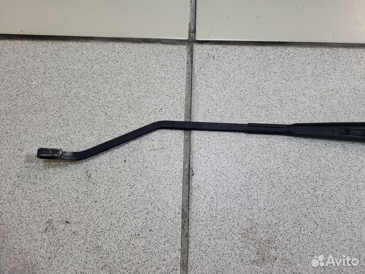 Правый поводок Mitsubishi Mirage V левый руль