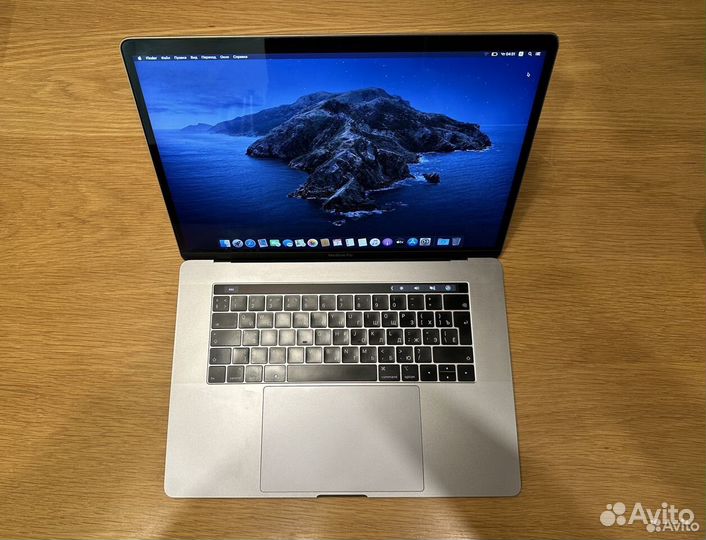 Apple MacBook Pro 15 (2018, Retina)