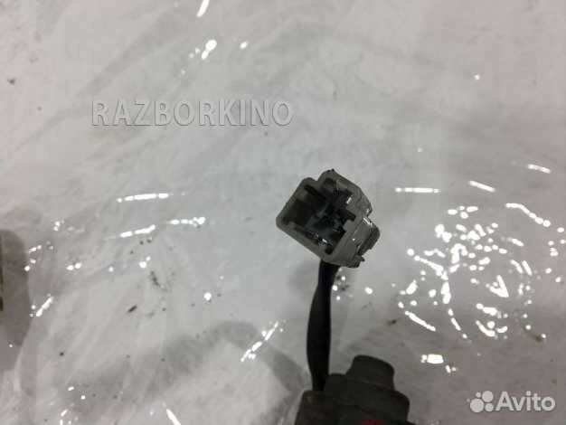 Стеклоподъемник электрический задний левый