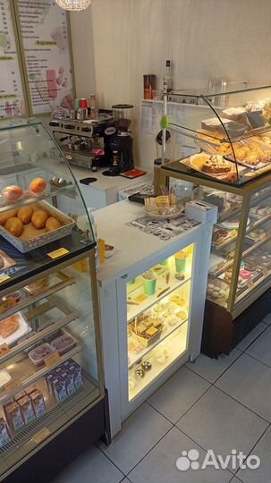 Повар-пекарь (повар-кондитер) в семейную кофейню