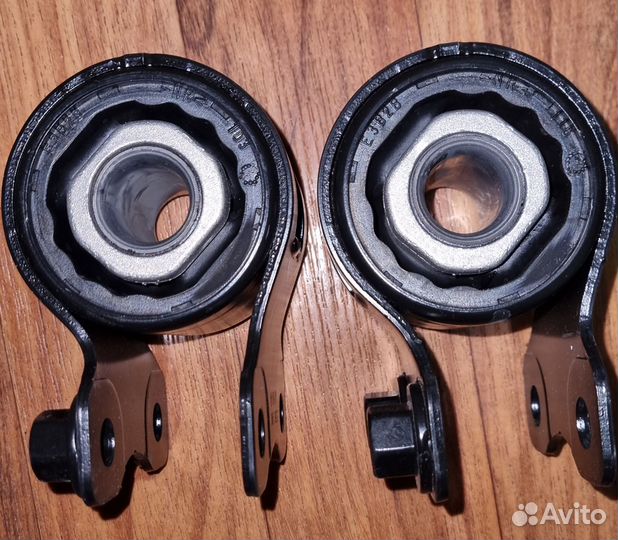 Сайлентблок переднего рычага ford focus2