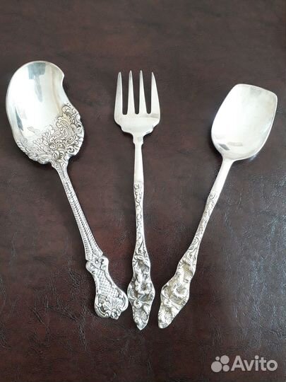 Столовые приборы. Разные чайники, кружки