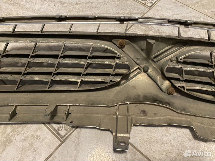 Camry XV50 AVV50 Решетка радиатора (стиль mark X)