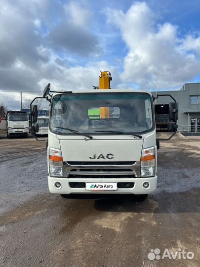 Бортовой грузовик JAC N90 с КМУ XCMG, 2023