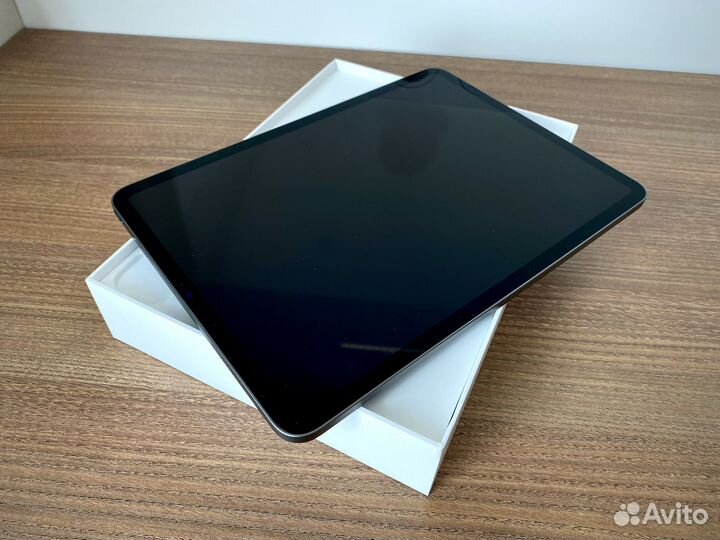 iPad Pro 11 2020 M1 128Gb/Wi-Fi идеальный