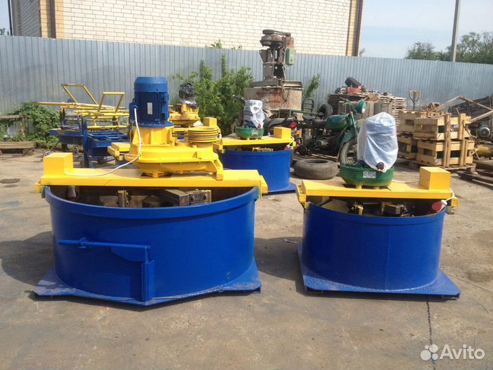 Бетономешалка принудительная эст-500