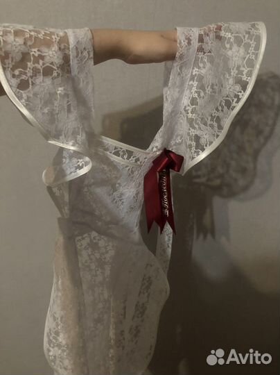 Белый школьный фартук на выпускной