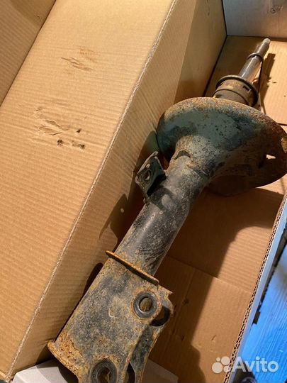 Передние стойки Авео Т200