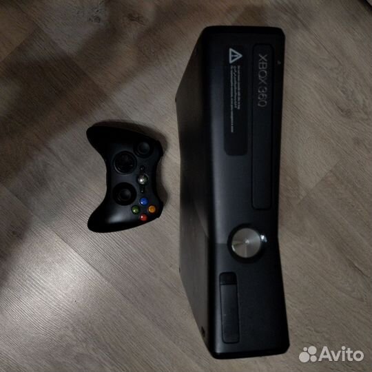 Xbox 360 прошит Aurora 250gb