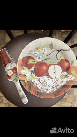 Тарелка под торт с лопаткой