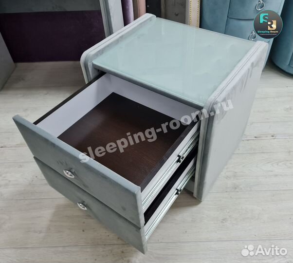 Тумба прикроватная