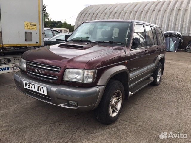 Разбор на запчасти Isuzu Trooper