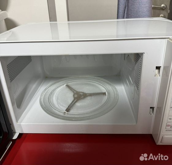 Микроволновая печь LG