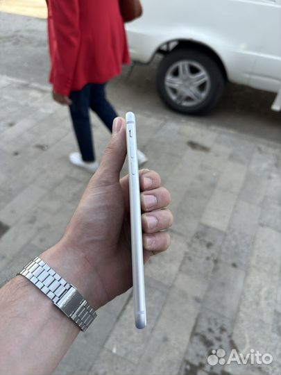 iPhone 8 Plus, 64 ГБ