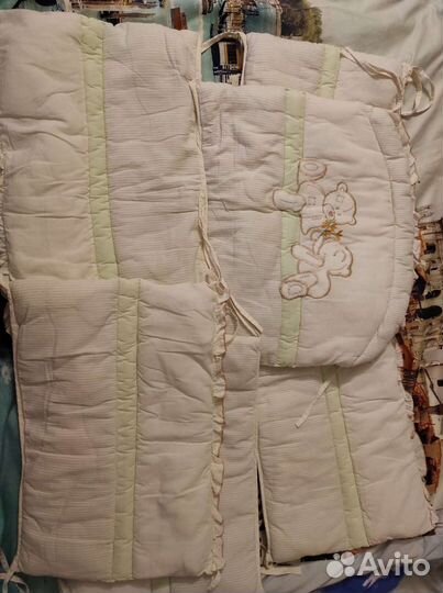 Бортики в детскую кроватку