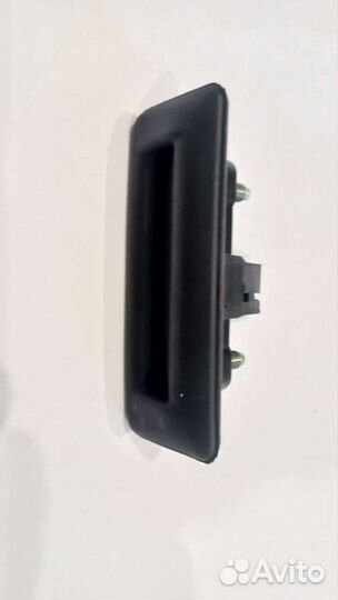 Клавиша открытия багажника шкода 5J0827566E