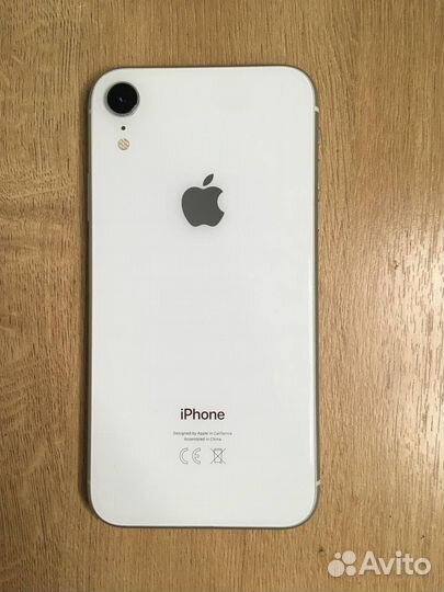 iPhone Xr, 64 ГБ