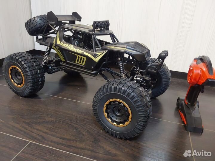 Машинка на радиоуправлении