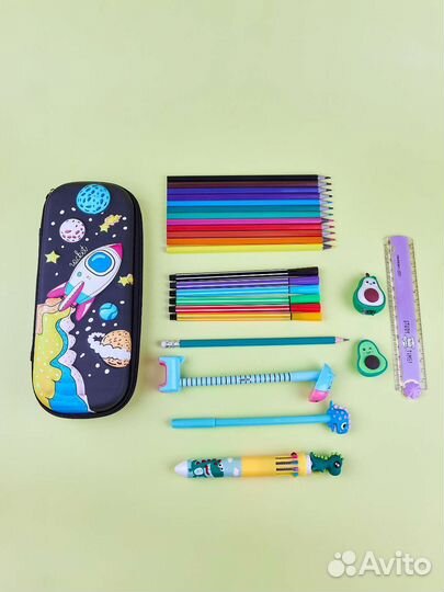 Пенал с наполнением 25 предметов