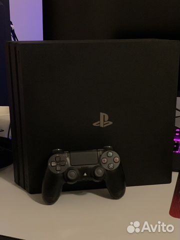 Sony playstation 4 Pro CUH-7208B