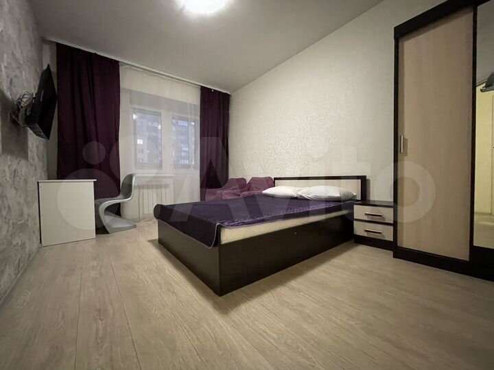 1-к. квартира, 42 м², 10/17 эт.