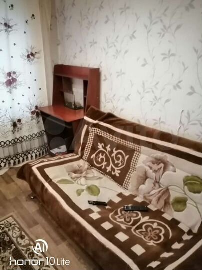 Комната 18 м² в 8-к., 3/5 эт.