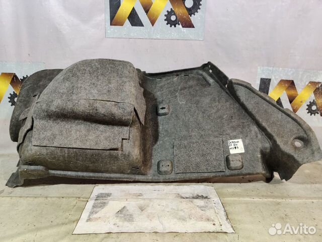 Шкода Октавия A7 2013- Обшивка багажника правая