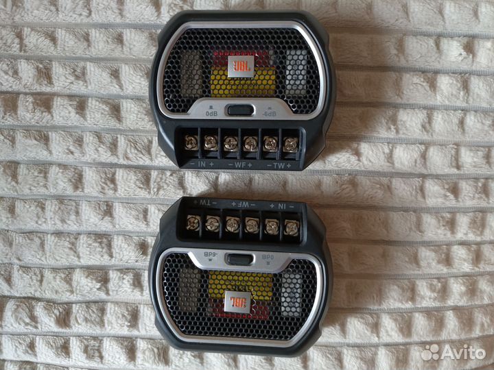 Кроссоверы JBL