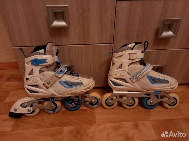 Ролики раздвижные с сумкой и спортивными перчаткам