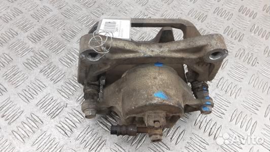 Суппорт тормозной передний правый nissan murano Z5