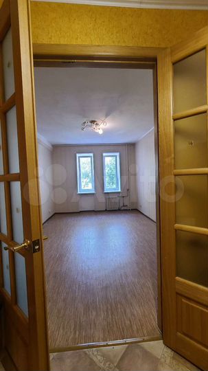 2-к. квартира, 60 м², 2/4 эт.
