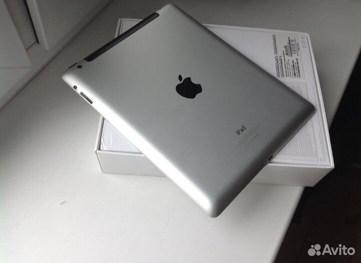 iPad 4 32gb Wi-Fi Очень хороший