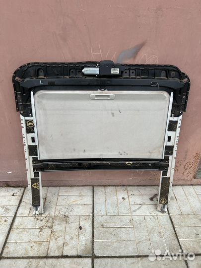 Люк на infiniti m37