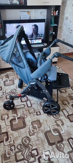 Инвалидная коляска новая