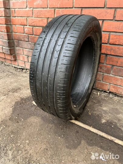 Continental ContiPremiumContact 5 215/55 R17
