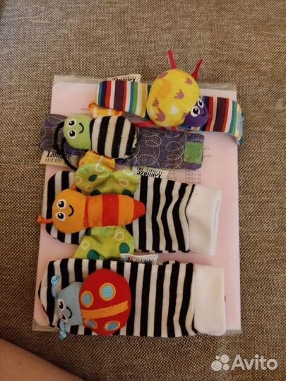 Носочки-погремушки, развивающие игрушки