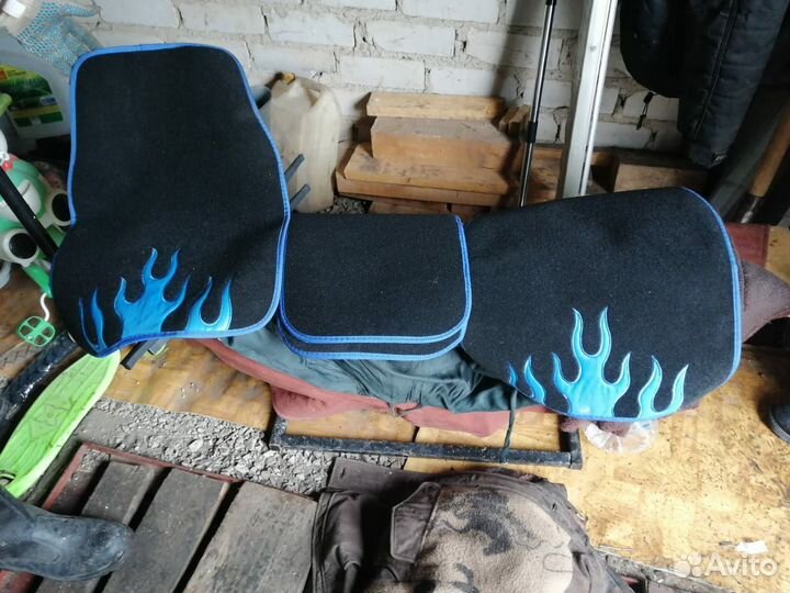 Автомобильные коврики