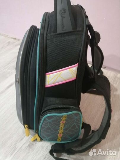 Школьный рюкзак