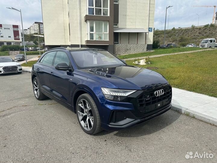 Audi Q8 3.0 AT, 2023, 33 км