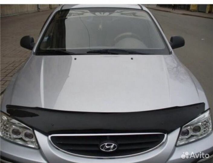 Мухобойка Hyundai Accent