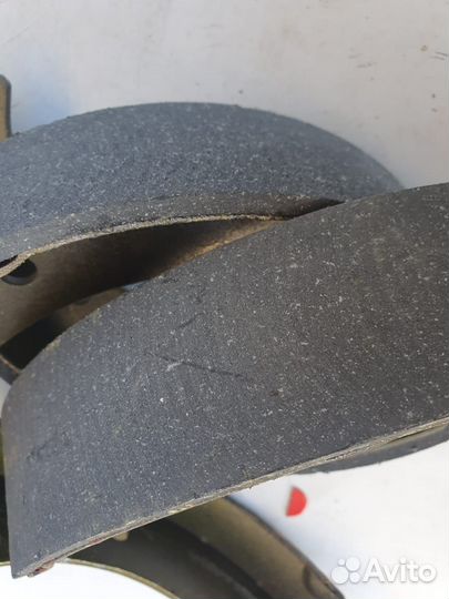 Колодки Задние Ваз 2106 Нива 213 214 Шеви