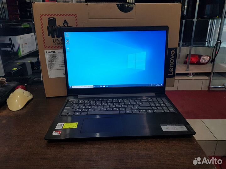 Новый Lenova FullHD с годом гарантии
