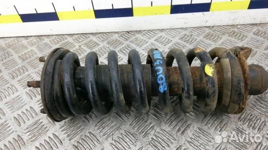 Стойка передняя правая nissan navara D40 (80U03N50