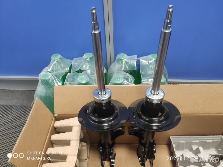 Амортизаторы передние kia sportage3 hyundai ix35