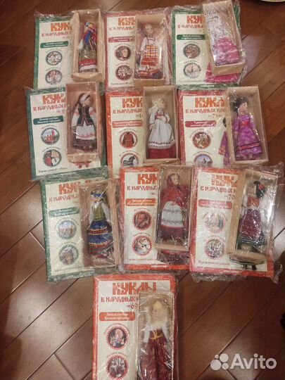 Куклы фарфоровые