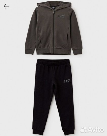 Спортивный костюм EA7
